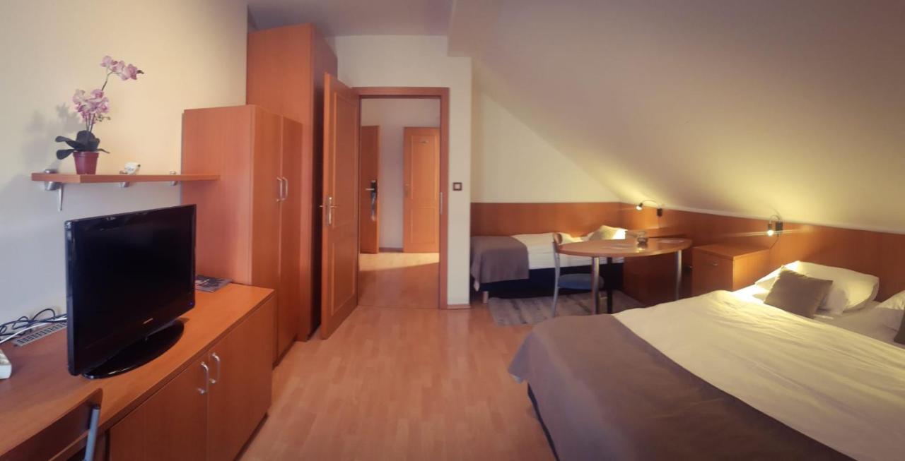 Hotel Pansion Danica Rastovača Exterior foto